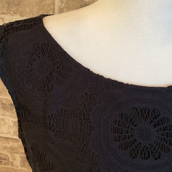 New York & Company sleeveless party dress. Size 4. Black with lace overlay. - Picture 6 of 16